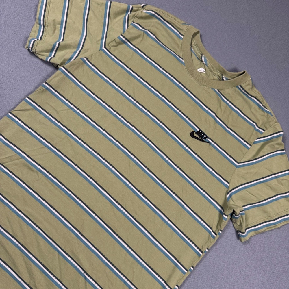 Nike Mens Striped T-Shirt Sage Green Blue White Embroidered Logo Size Large - Picture 4 of 11